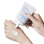 Isntree Hyaluronic Acid Natural Sun Cream - Image 5