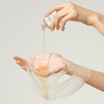 Anua
  Heartleaf 80 Moisture Soothing Ampoule Veido Kaukė - Image 2